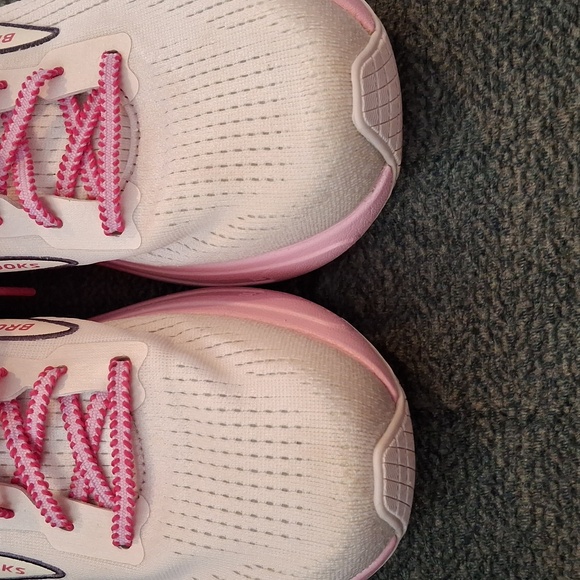 EUC!!! Womens BROOKS size 10 - Picture 8 of 12